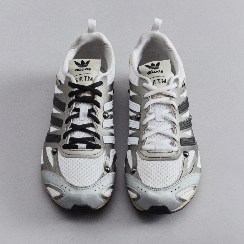Song For The Mute Black and White Sneakers
